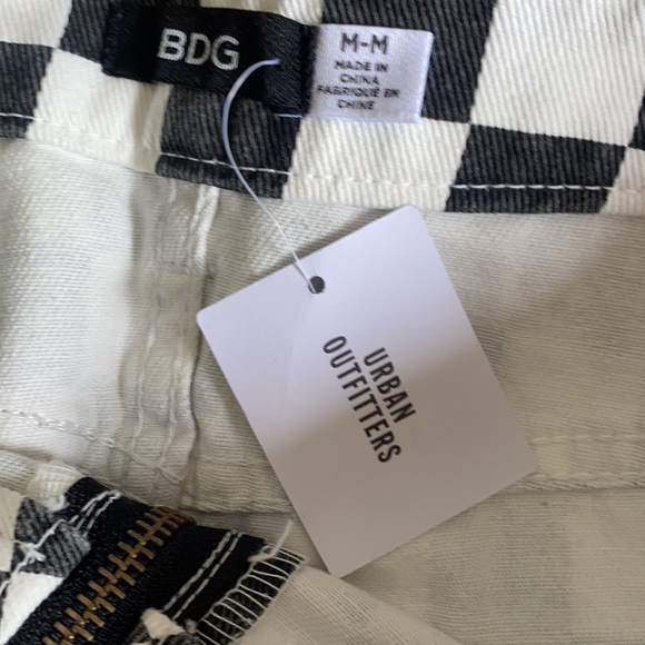 Urban Outfitters Denim Skirt! NWT! Size Medium! - Picture 8 of 8